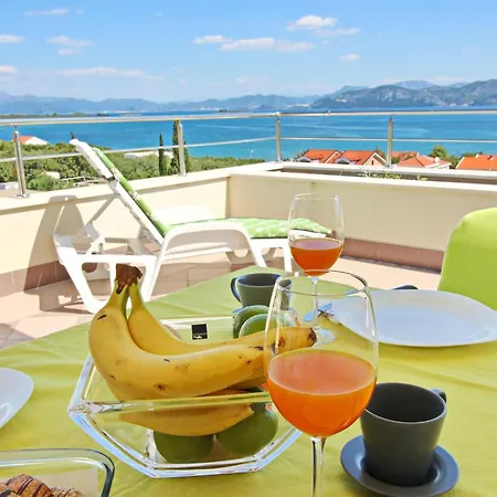 Apartament Gusti - Two-bedroom With Balcony And Sea View Drače